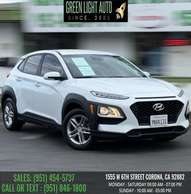 Chalk White 2020 Hyundai KONA SE Auto FWD