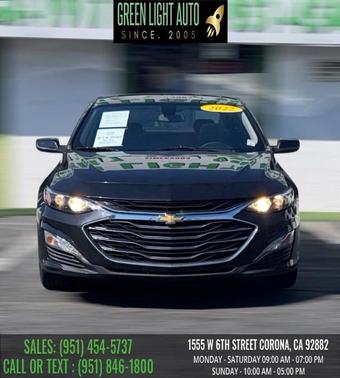 Mosaic Black Metallic 2022 Chevrolet Malibu 4dr Sdn LT