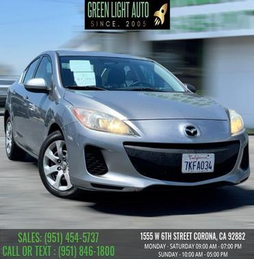 Liquid Silver Metallic 2013 Mazda Mazda3 i SV