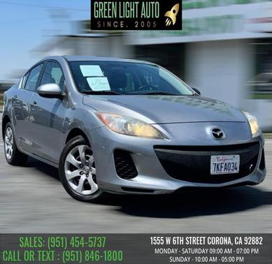 Liquid Silver Metallic 2013 Mazda Mazda3 i SV