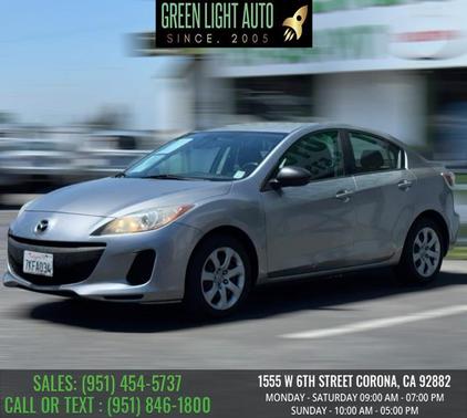 Liquid Silver Metallic 2013 Mazda Mazda3 i SV
