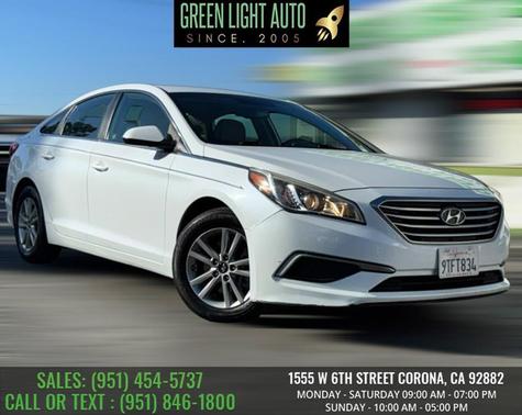 2016 Hyundai SONATA SE