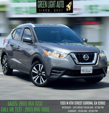 Brilliant Silver Metallic 2019 Nissan Kicks SV