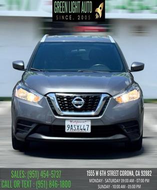 Brilliant Silver Metallic 2019 Nissan Kicks SV
