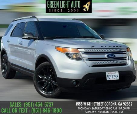Ingot Silver Metallic 2015 Ford Explorer XLT
