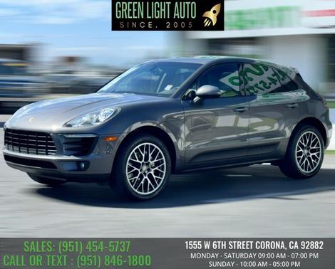 Agate Gray Metallic 2016 Porsche Macan Macan S