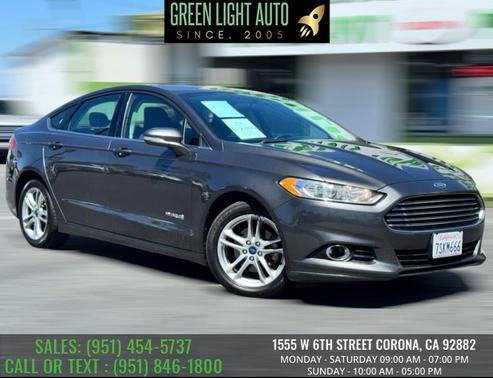 2016 Ford Fusion Hybrid SE