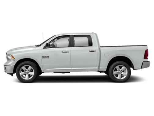 Bright White Clearcoat 2019 RAM 1500 Big Horn