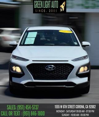 Chalk White 2020 Hyundai KONA SE Auto FWD