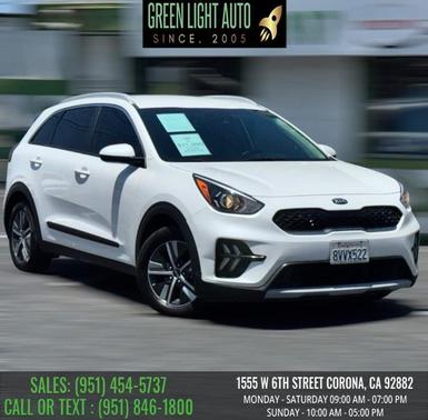Snow White Pearl 2020 Kia Niro LXS