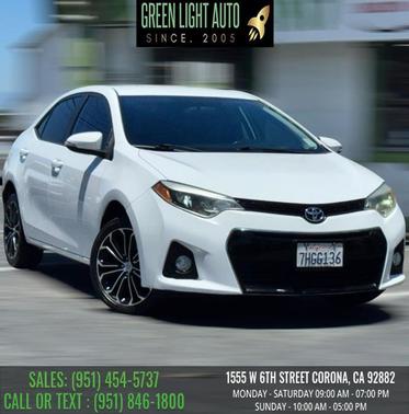 Super White 2014 Toyota Corolla S Plus
