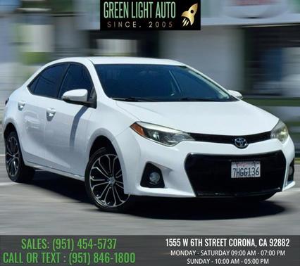 Super White 2014 Toyota Corolla S Plus