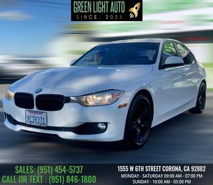 2013 BMW 328 4dr Sdn 328i RWD