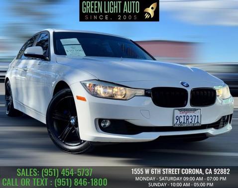 2013 BMW 328 4dr Sdn 328i RWD