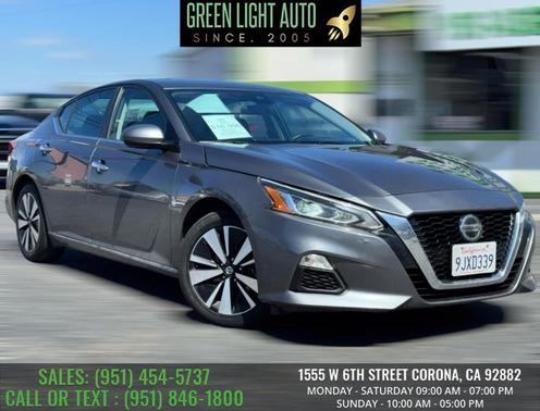 Scarlet Ember Tintcoat 2021 Nissan Altima 2.5 SV