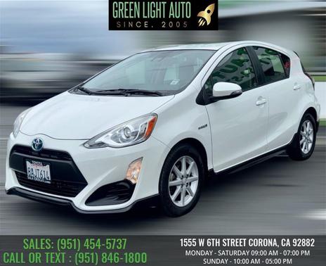 2017 Toyota Prius c One