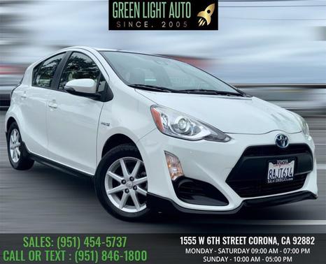 2017 Toyota Prius c One