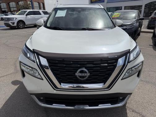 2022 Nissan Rogue Platinum
