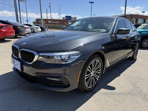 2018 BMW 530 530i