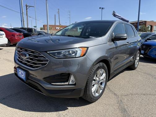 2022 Ford Edge Titanium