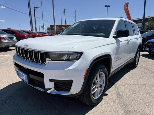 2023 Jeep Grand Cherokee L Laredo