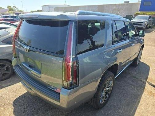 2020 Cadillac Escalade Premium Luxury