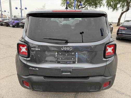 2023 Jeep Renegade Latitude