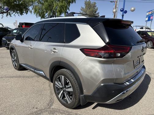 2022 Nissan Rogue Platinum