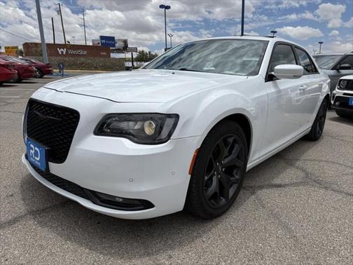 2022 Chrysler 300 S