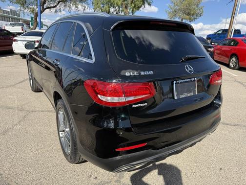 2016 Mercedes-Benz GLC 300 Base