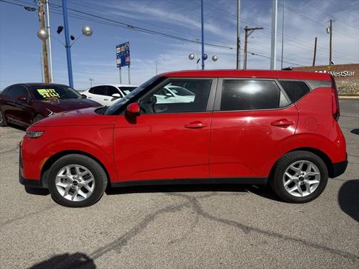 2022 Kia Soul LX