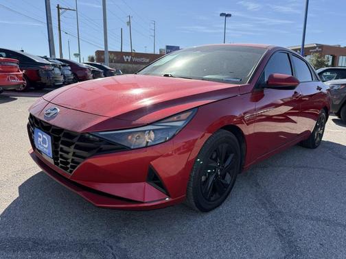 2021 Hyundai ELANTRA SEL