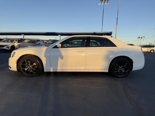 2023 Chrysler 300 S