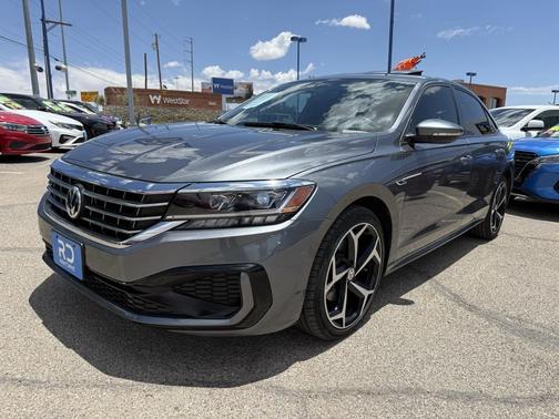 2021 Volkswagen Passat 2.0T R-Line