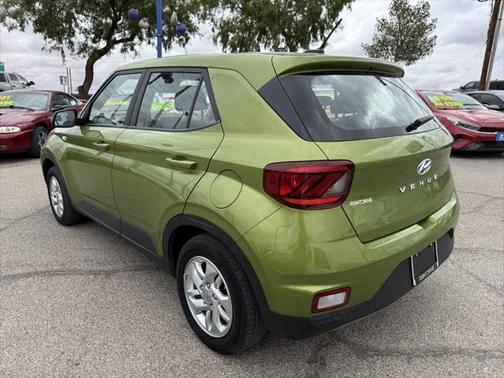 2024 Hyundai VENUE SE