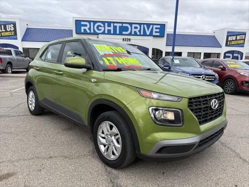 2024 Hyundai VENUE SE