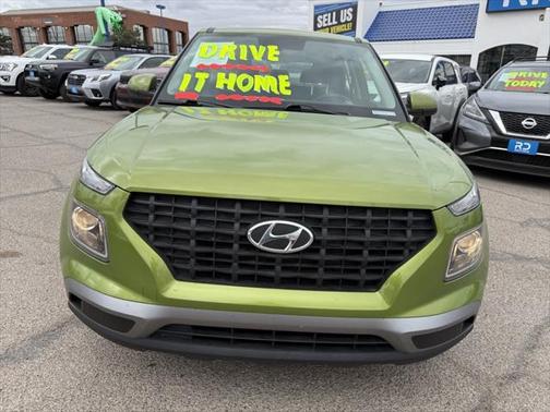 2024 Hyundai VENUE SE