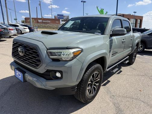 2022 Toyota Tacoma TRD Sport