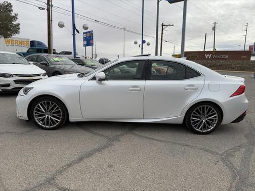 2018 Lexus IS 300 Base