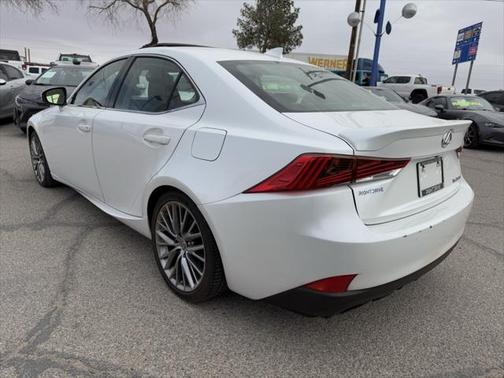 2018 Lexus IS 300 Base