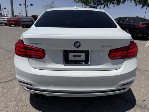 2018 BMW 330 330i