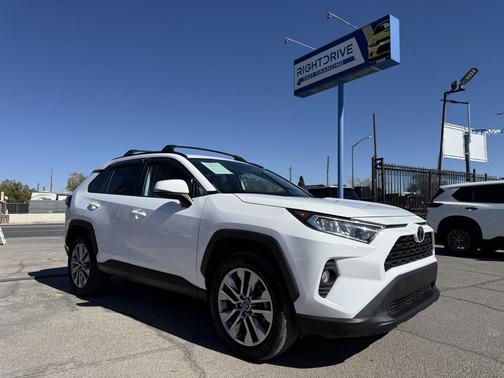 2019 Toyota RAV4 XLE Premium