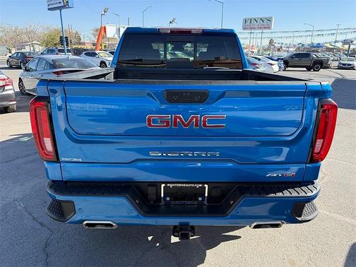 2024 GMC Sierra 1500 AT4