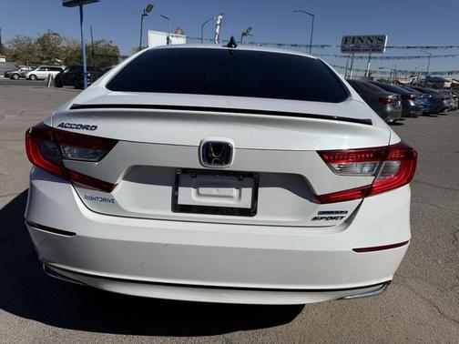 2022 Honda Accord Hybrid Base