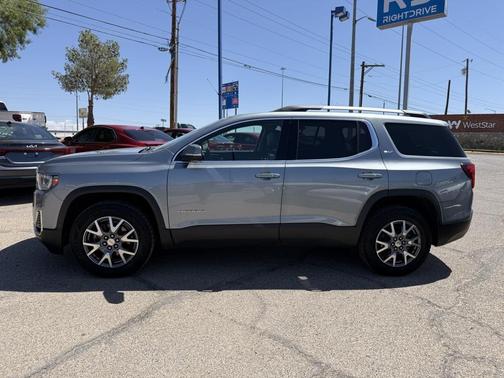 2023 GMC Acadia AWD SLT