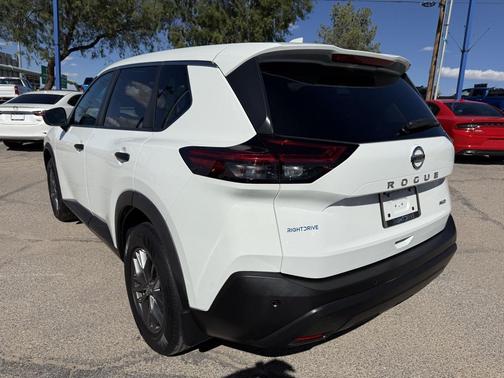 2021 Nissan Rogue S