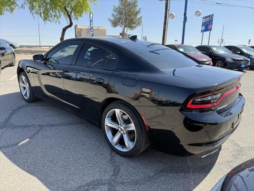 2017 Dodge Charger SXT