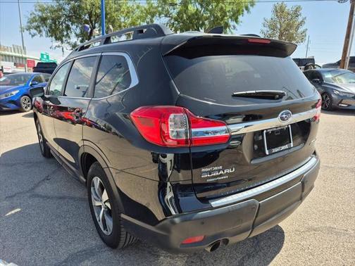 2022 Subaru Ascent Premium 8-Passenger