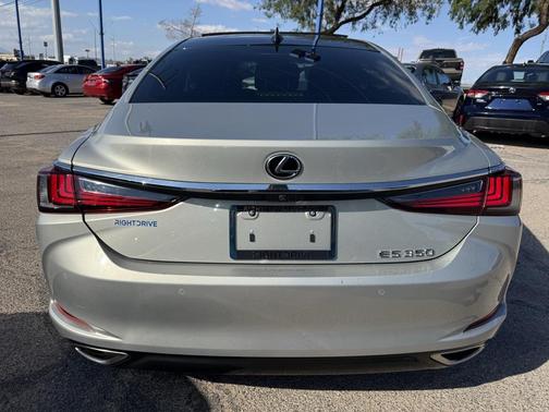 2019 Lexus ES 350 Base