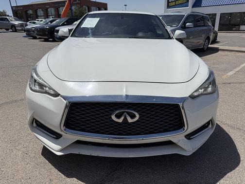 2018 INFINITI Q60 3.0T LUXE
